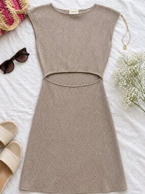 Aritzia Wilfred Free Ribbed Knit Cutout Dress – Size Small